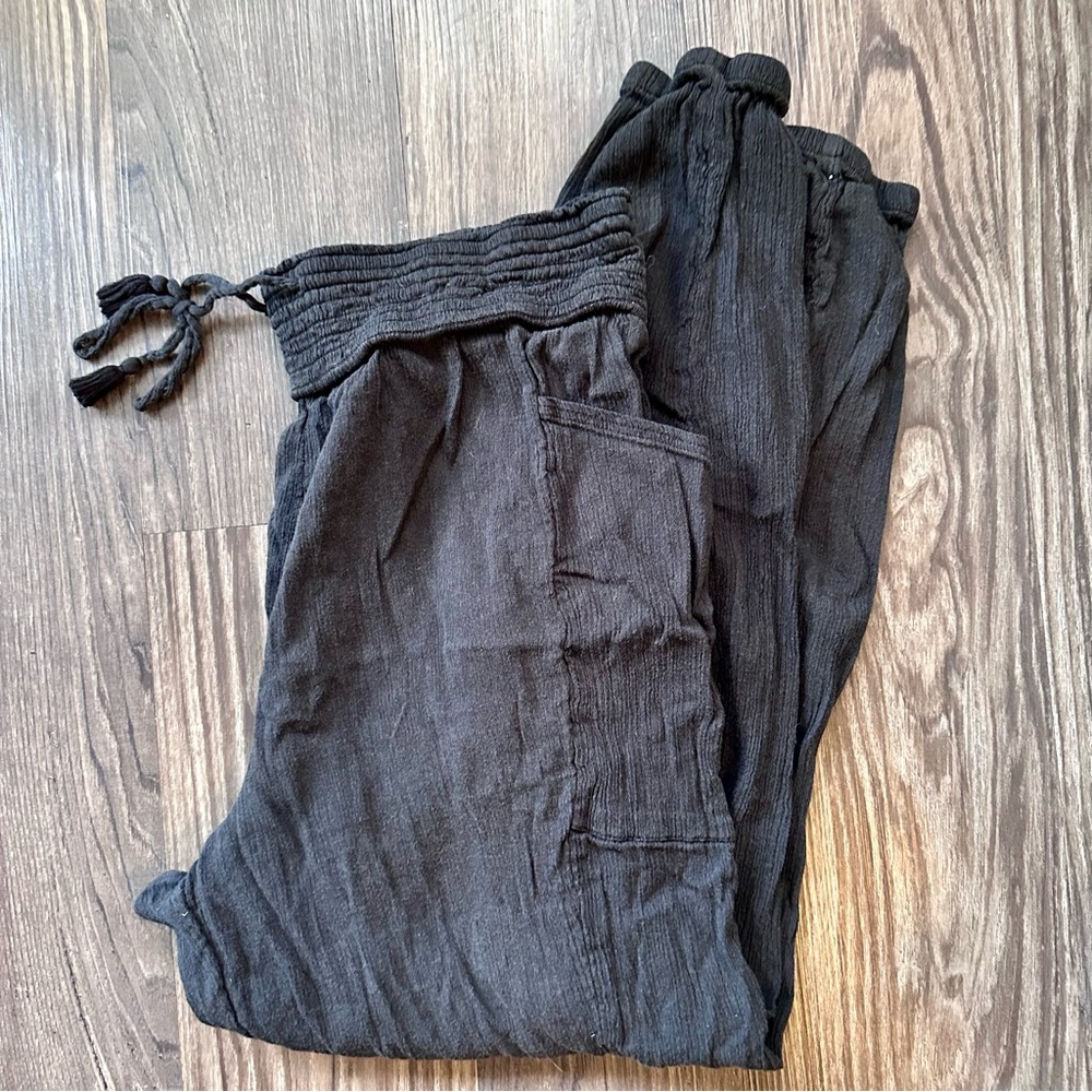 Aerie Black Crinkle Gauze Wide Leg Cropped Ankle | Smocked Waist Lounge | Size L